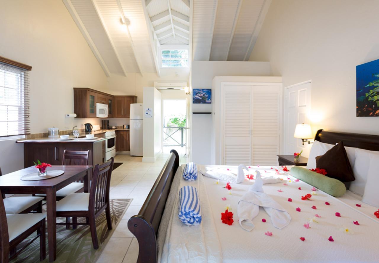 Blue Waters Inn Speyside ภายนอก รูปภาพ