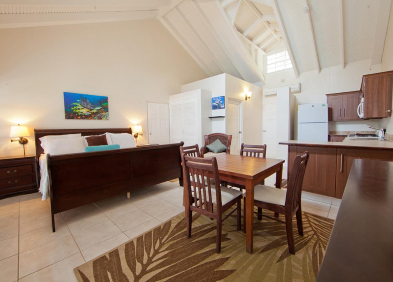 Blue Waters Inn Speyside ภายนอก รูปภาพ